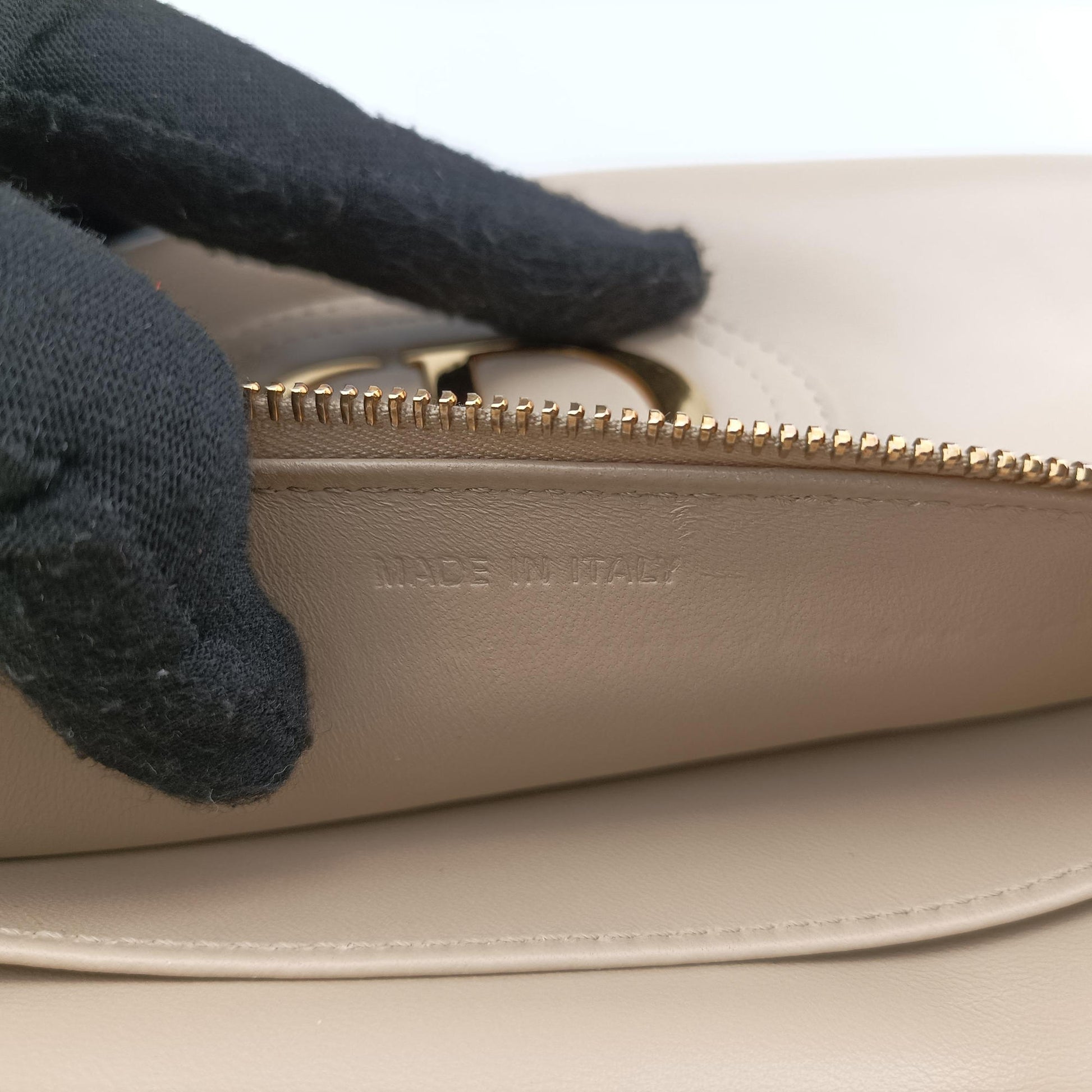 Diordouble Beige Leather 10-MA-0221ディオールダブル ベージュ レザー 10-MA-0221
