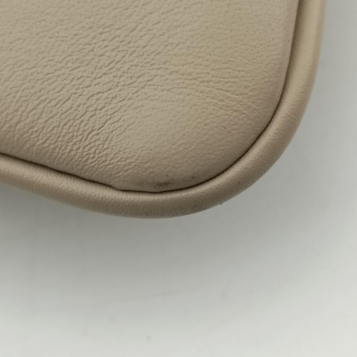 Pre-owned Christian Dior Diordouble Beige Leather  shoulderbag | stylenewstar