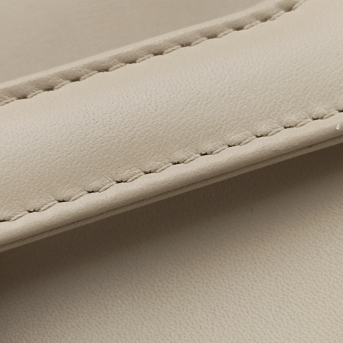 Pre-owned Christian Dior Diordouble Beige Leather  shoulderbag | stylenewstar