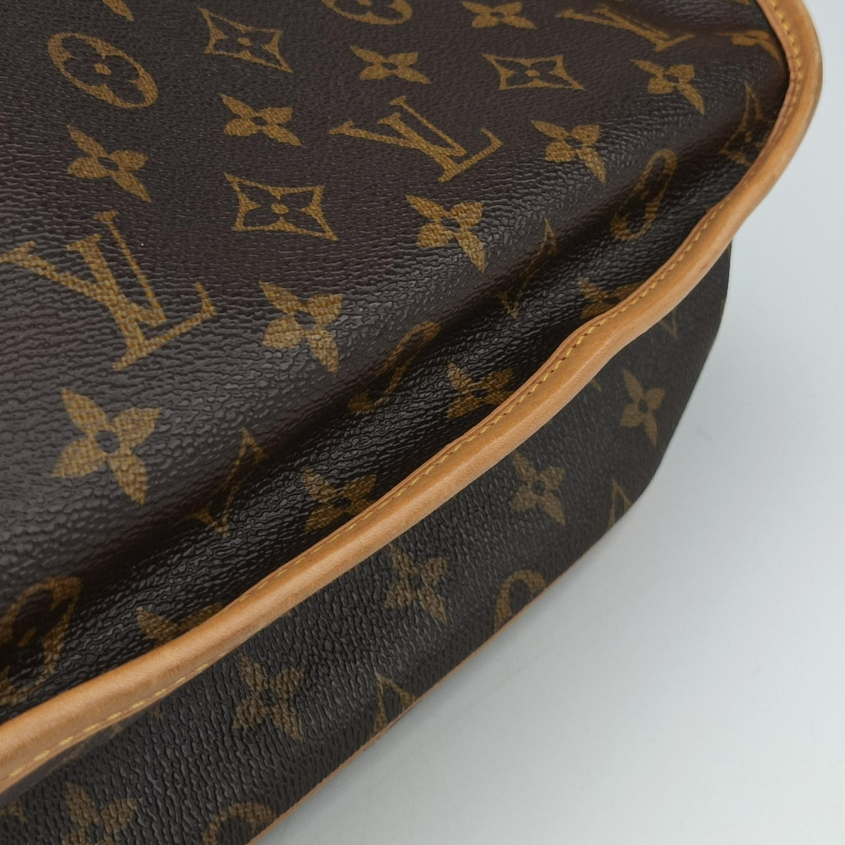 Secondhand Louis Vuitton Menilmontant PM Brown Monogram canvas M40474 shoulderbag | stylenewstar