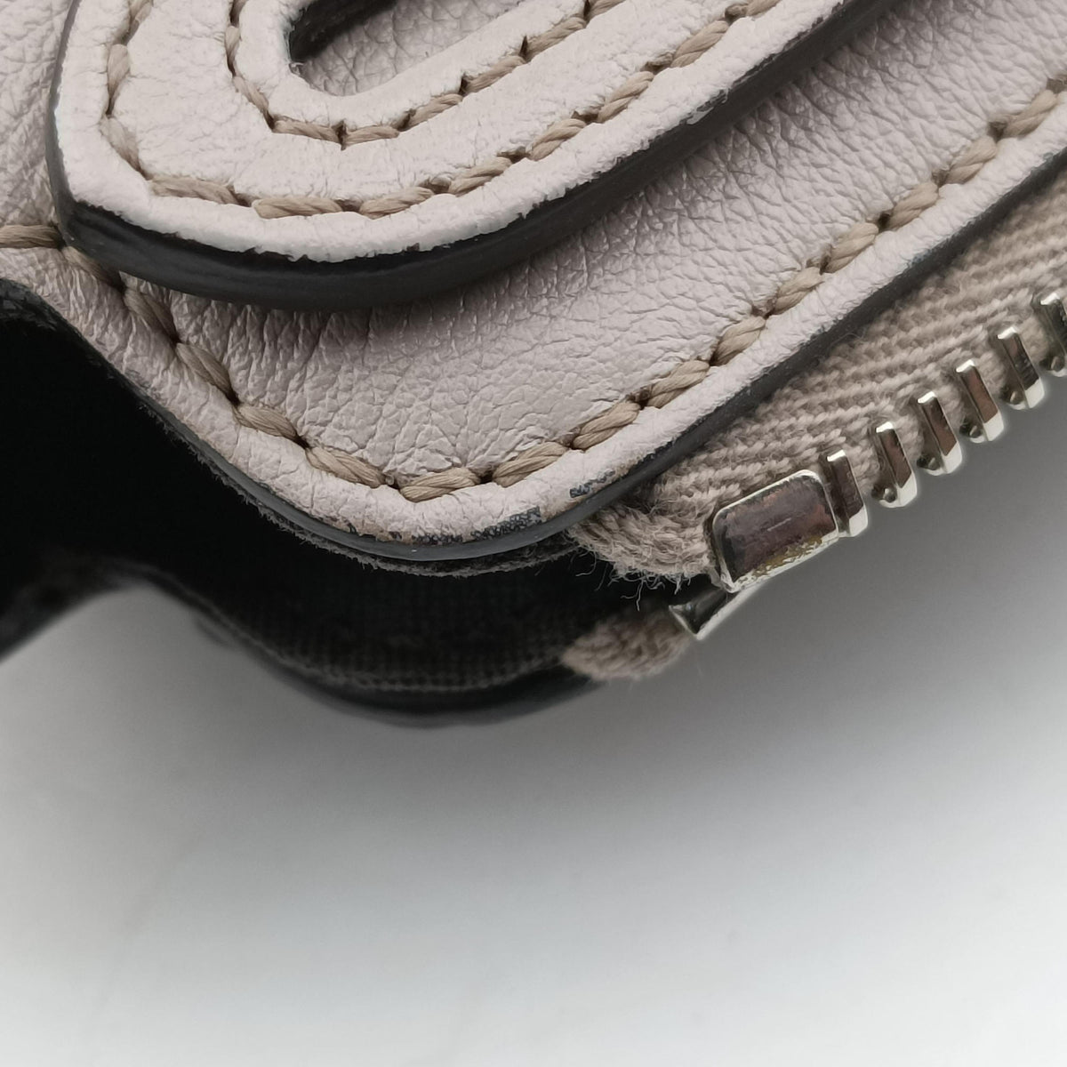 By the Way Grey Leather 8BL135 8BL135-81K 169-8762バイザウェイ グレー レザー 8BL135 8BL135-81K 169-8762