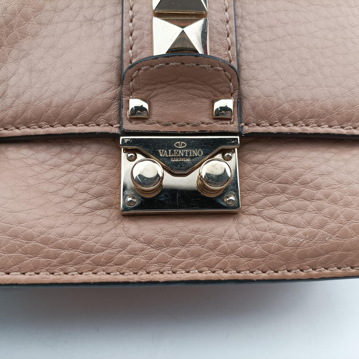 Rockstud Glam Lock Camel Leather BL-K864VSF2ロックスタッズ グラムロック スモール キャメル レザー BL-K864VSF2