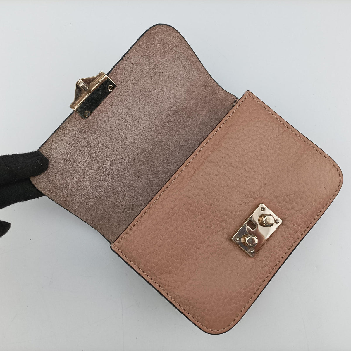 Rockstud Glam Lock Camel Leather BL-K864VSF2ロックスタッズ グラムロック スモール キャメル レザー BL-K864VSF2