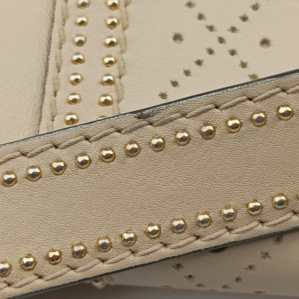 Snaffle Bit Beige Leather 263955 D8803619スナッフルビット ベージュ レザー 263955 D8803619