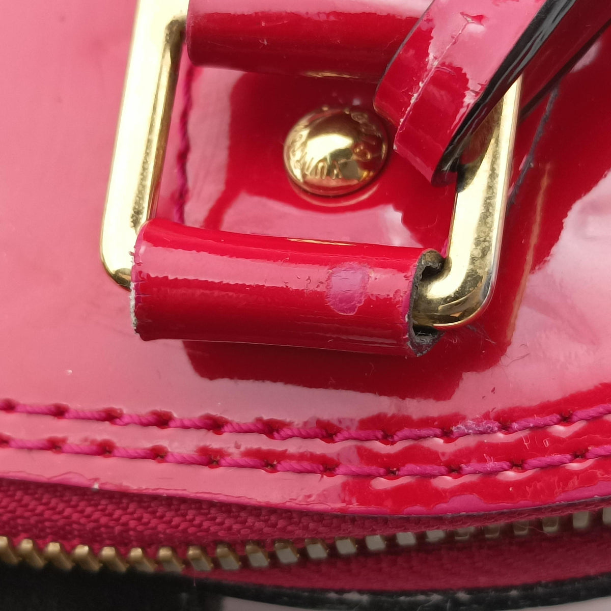 Secondhand Louis Vuitton Alma BB pomme d'amour Vernis M90174 shoulderbag | stylenewstar