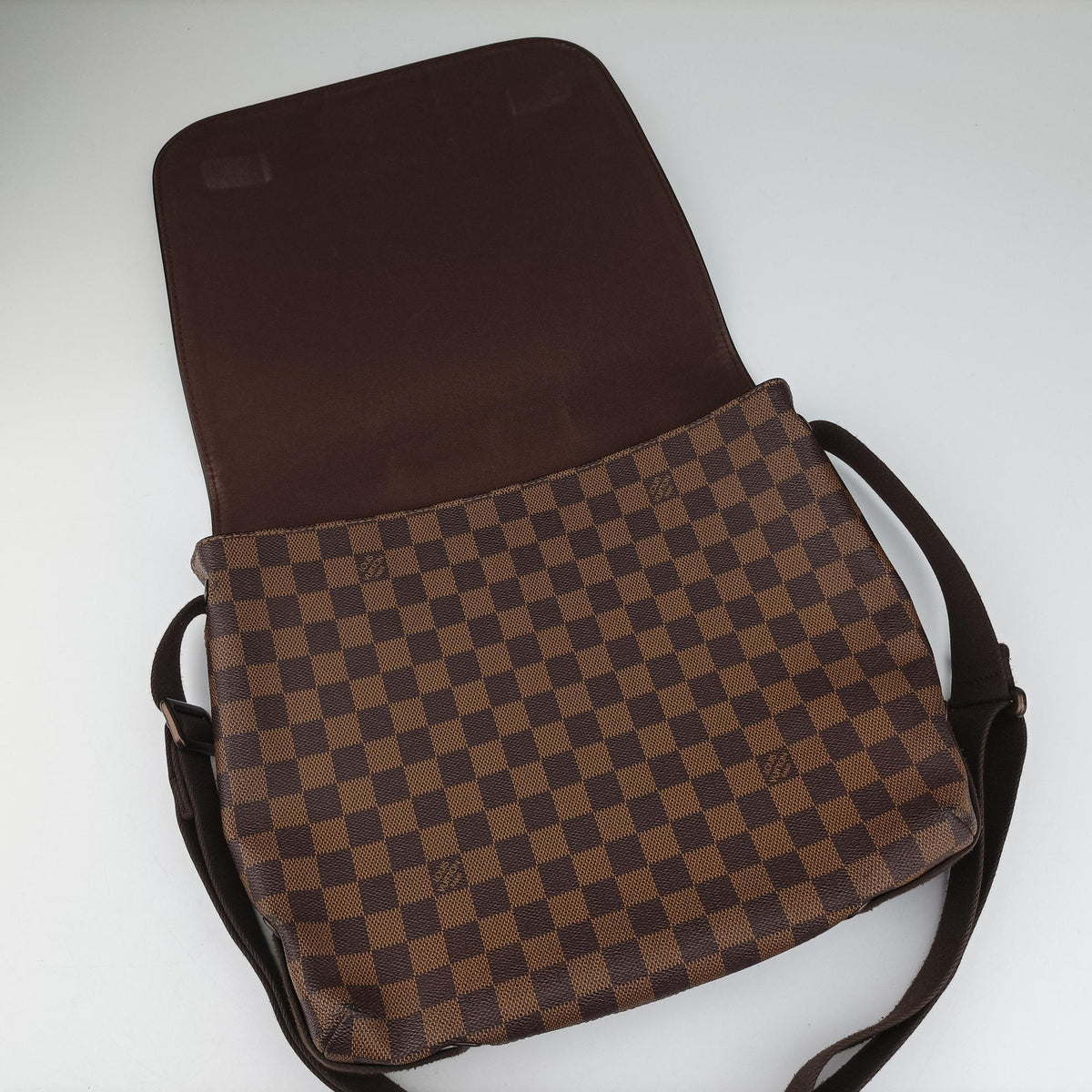 BROOKLYN MM EBENE Damier Canvas N51211 CA1131ブルックリンMM エベヌ ダミエキャンバス N51211 CA1131
