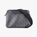 Trio Messenger Gris Monogram Shadow M46603 IC Chipトリオ メッセンジャー グリ モノグラム シャドウ M46603 ICチップ