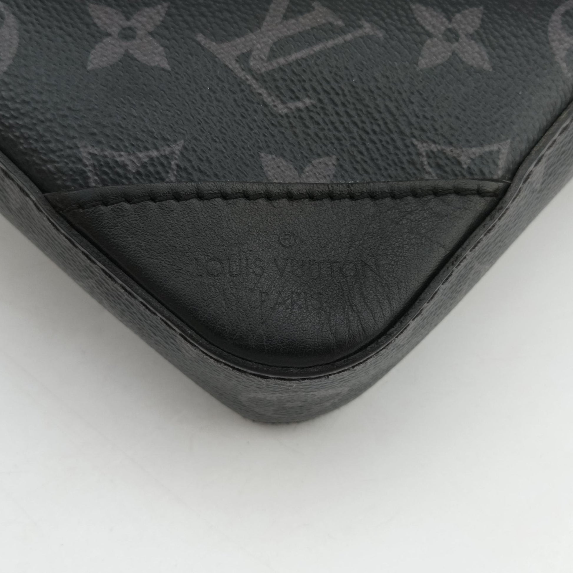 Trio Messenger Gris Monogram Shadow M46603 IC Chipトリオ メッセンジャー グリ モノグラム シャドウ M46603 ICチップ