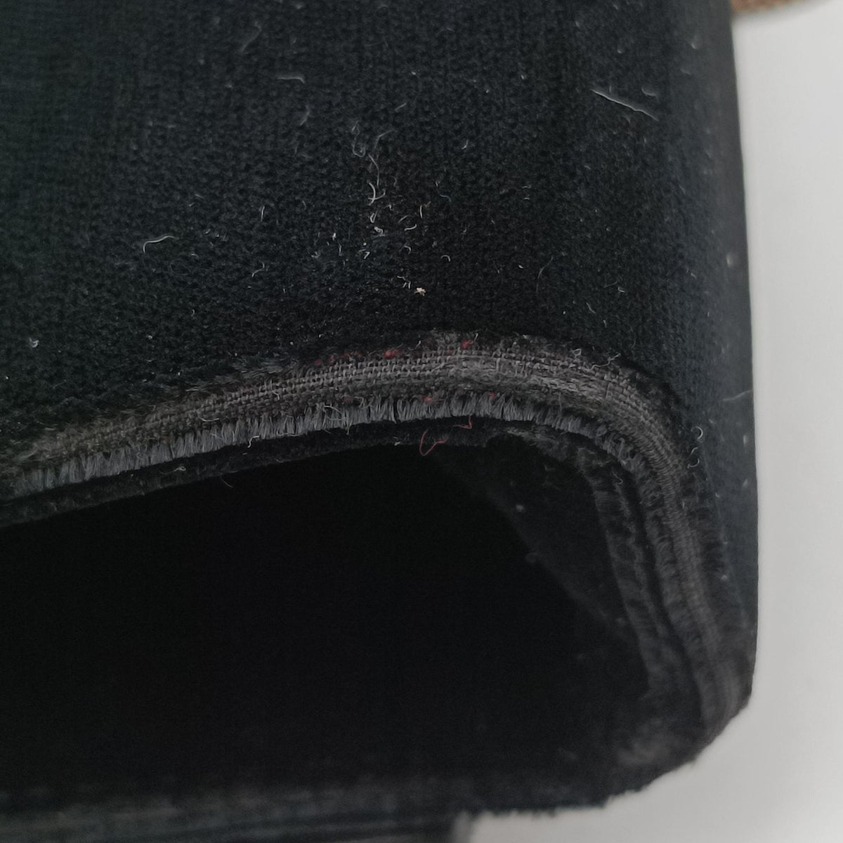 Pre-owned Yves Saint Laurent KATE Black velour 474366 shoulderbag | stylenewstar