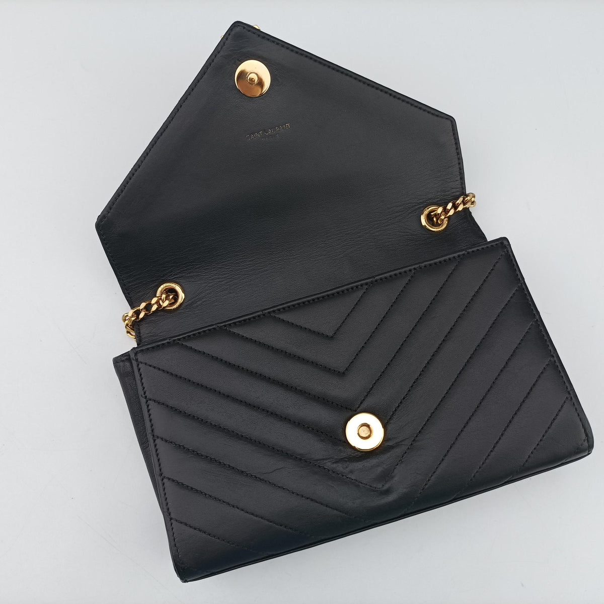 Pre-owned Yves Saint Laurent Monogram Envelope Black Leather 396909 shoulderbag | stylenewstar