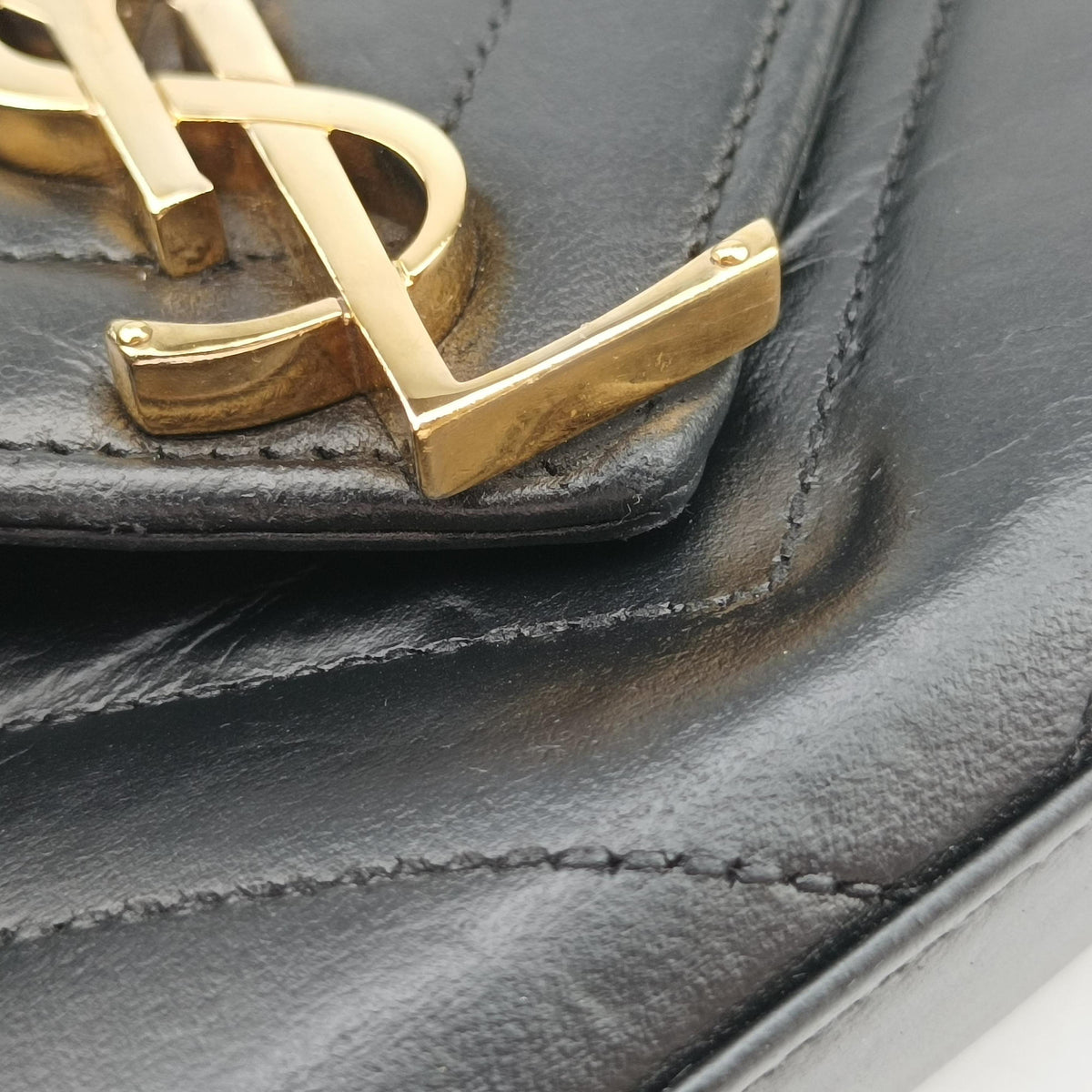 Pre-owned Yves Saint Laurent Monogram Envelope Black Leather 396909 shoulderbag | stylenewstar