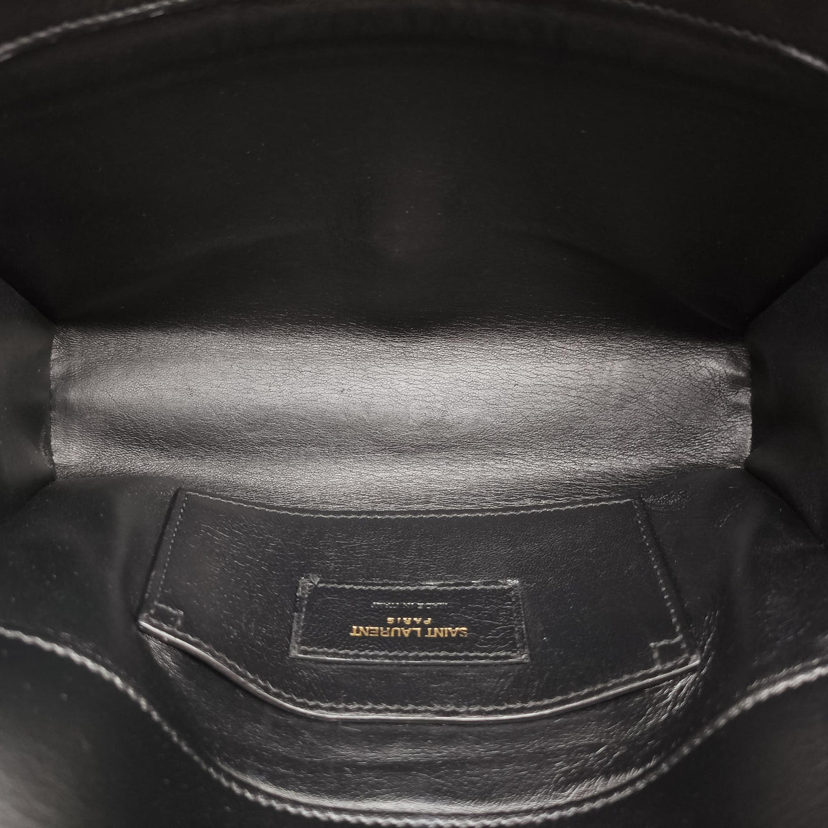 Pre-owned Yves Saint Laurent Monogram Envelope Black Leather 396909 shoulderbag | stylenewstar