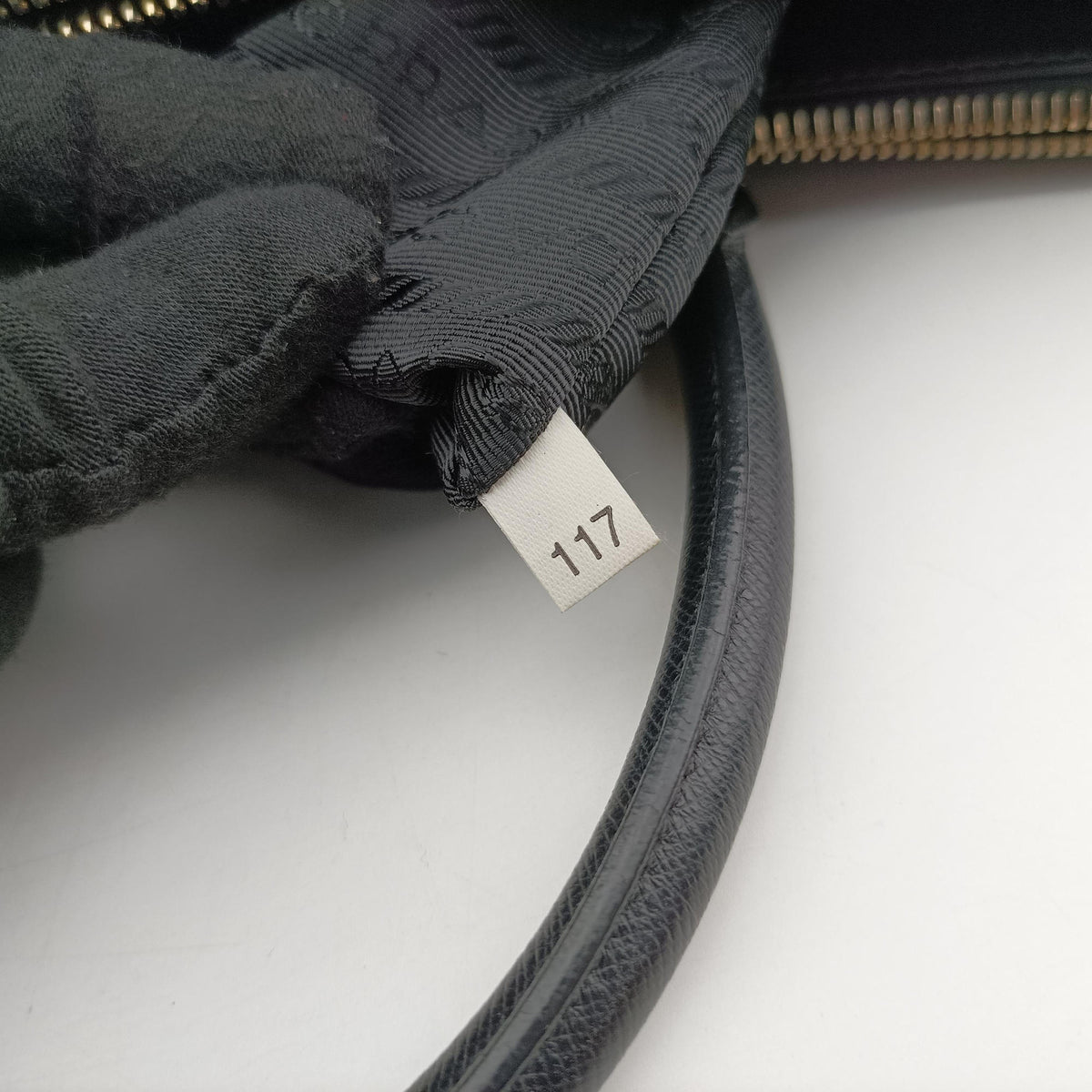 Galleria Black SAFFIANO Leather BN2274 117ガレリア ブラック サフィアーノレザー BN2274 117