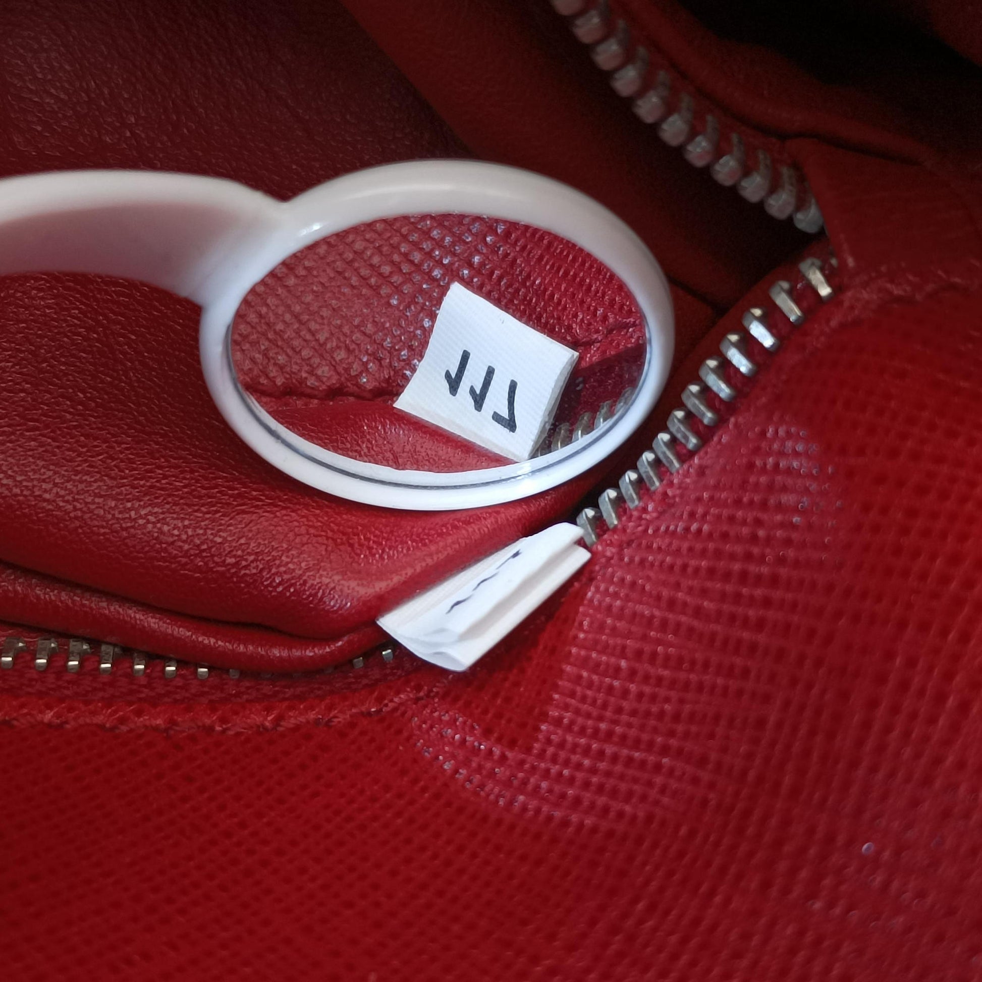 stripe Baiade Red×white SAFFIANO Leather 1BD009 117 Gストライプ バイアデ レッド×ホワイト サフィアーノレザー 1BD009 117 G