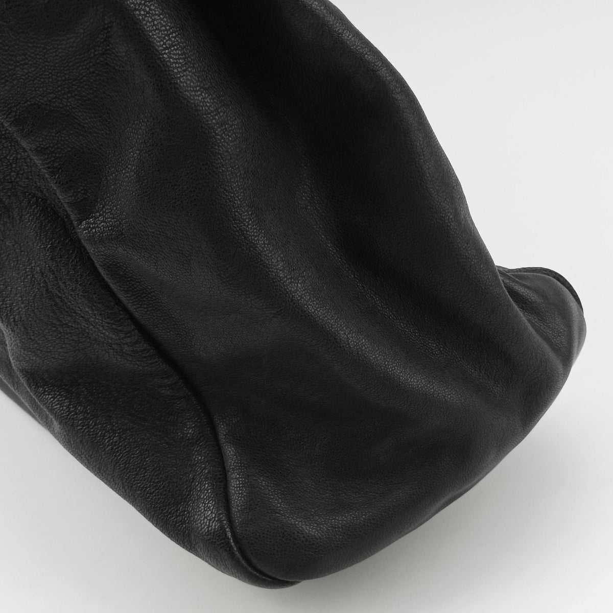 PEEKABOO Large Black Leather 8BN210 8BN210-BKK-119.2516ピーカブー ラージ ブラック レザー 8BN210 8BN210-BKK-119.2516