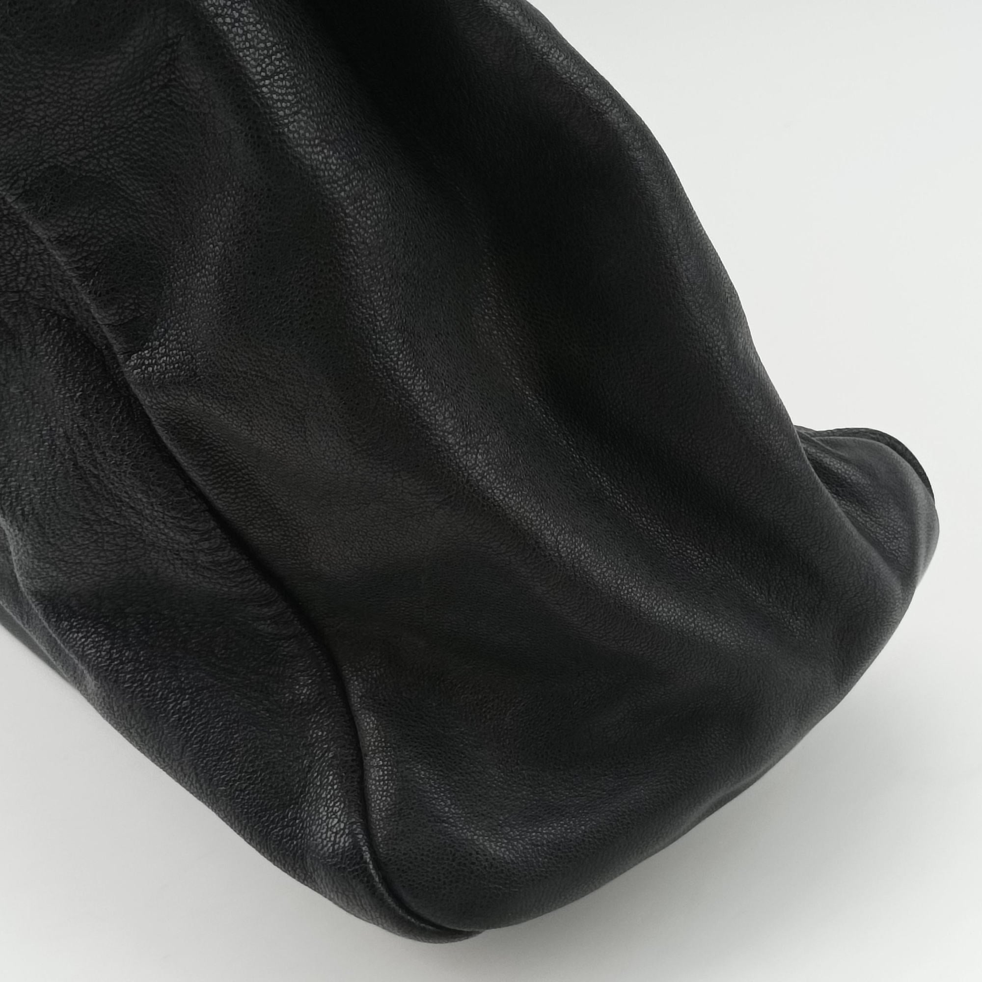 PEEKABOO Large Black Leather 8BN210 8BN210-BKK-119.2516ピーカブー ラージ ブラック レザー 8BN210 8BN210-BKK-119.2516