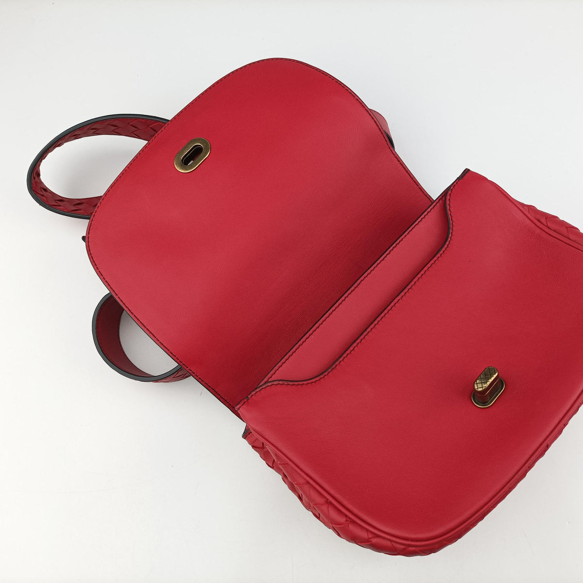 Luna Intrecciato Red lambskin B07601913Cルナ イントレチャート レッド ラムスキン B07601913C