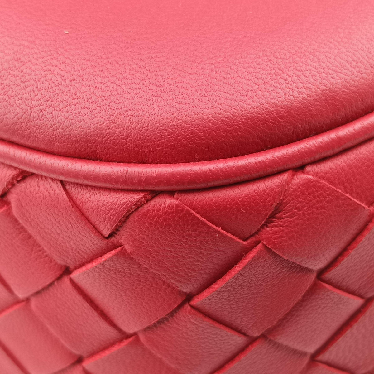 Luna Intrecciato Red lambskin B07601913Cルナ イントレチャート レッド ラムスキン B07601913C