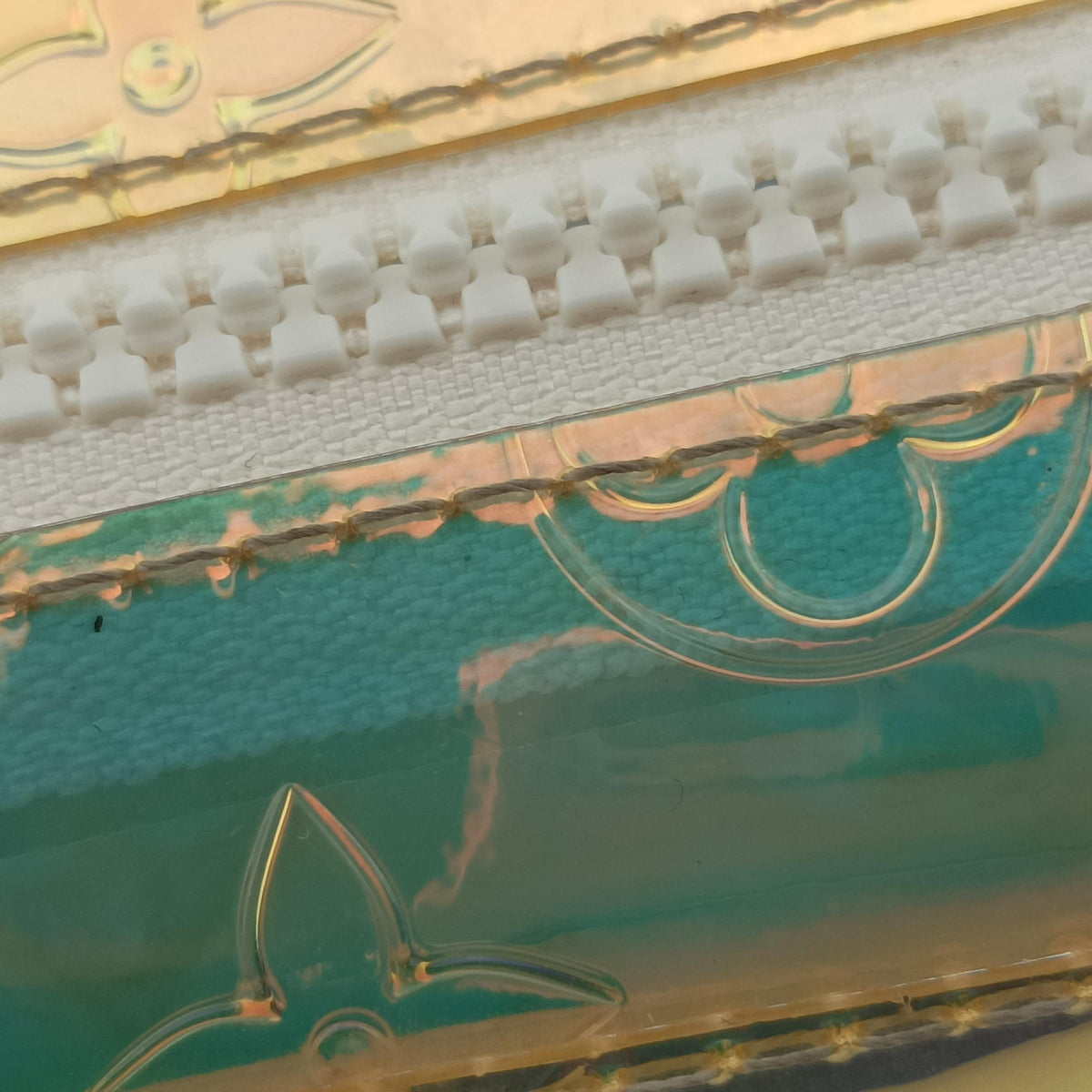 Pochette Volga prism pvc vinyl M55261 SP2149ポシェット ヴォルガ プリズム PVC ビニール M55261 SP2149