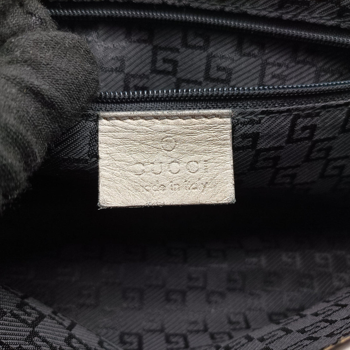 Pre-owned Gucci tiger head Golden Leather 001.41 shoulderbag | stylenewstar