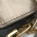 Pre-owned Gucci tiger head Golden Leather 001.41 shoulderbag | stylenewstar