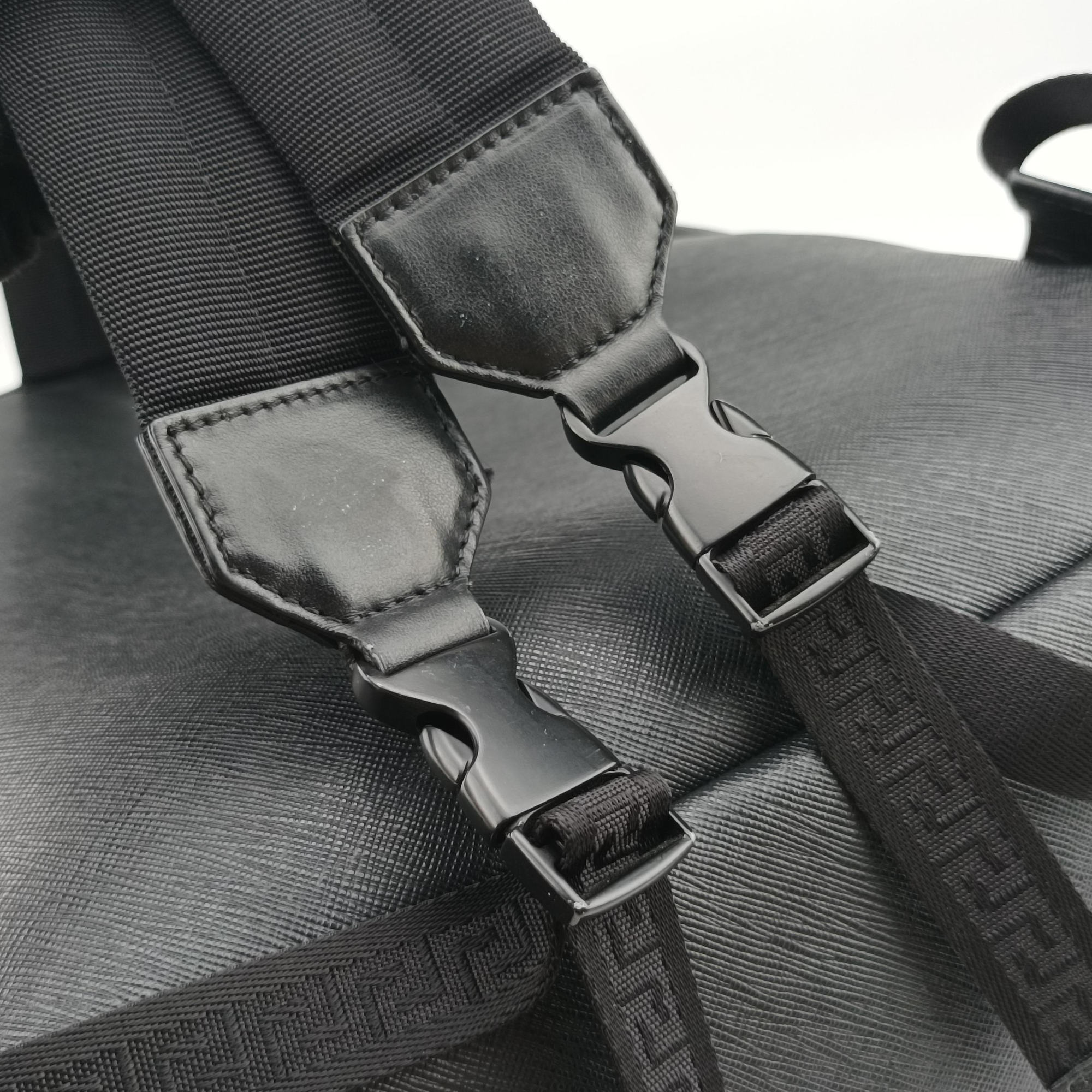 La Medusa Black Leather CLG 561 493 526 744ラ メデューサ ブラック レザー CLG 561 493 526 744