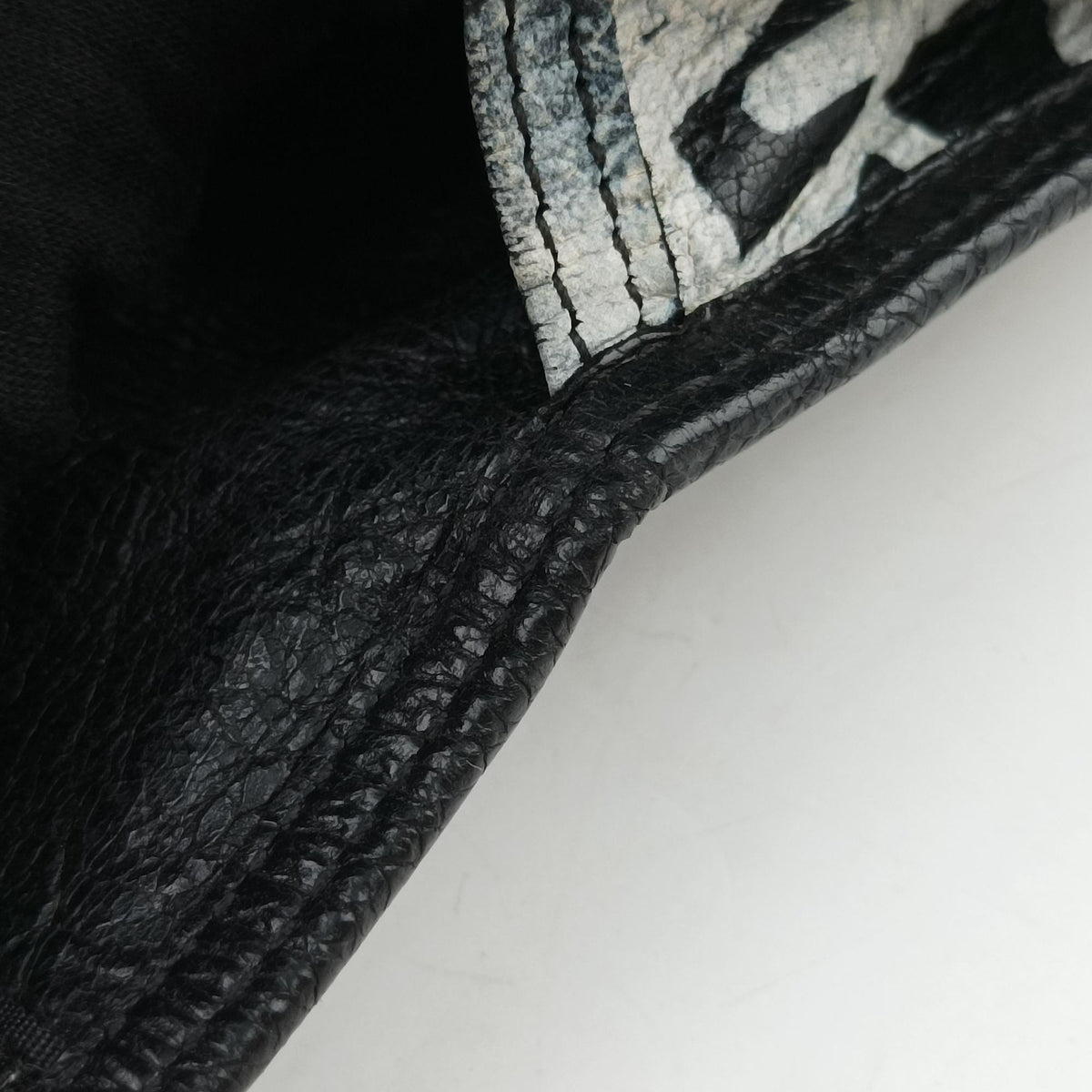 Explore Black×White Lambskin 655982.1090.O.527277エクスプローラー ブラック×ホワイト ラムスキン 655982.1090.O.527277