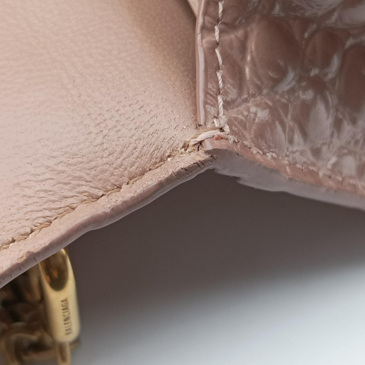 Secondhand Balenciaga Hourglass mini Beige leather  shoulderbag | stylenewstar