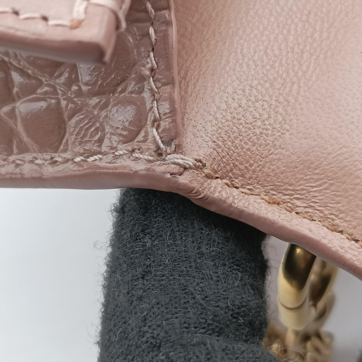 Secondhand Balenciaga Hourglass mini Beige leather  shoulderbag | stylenewstar