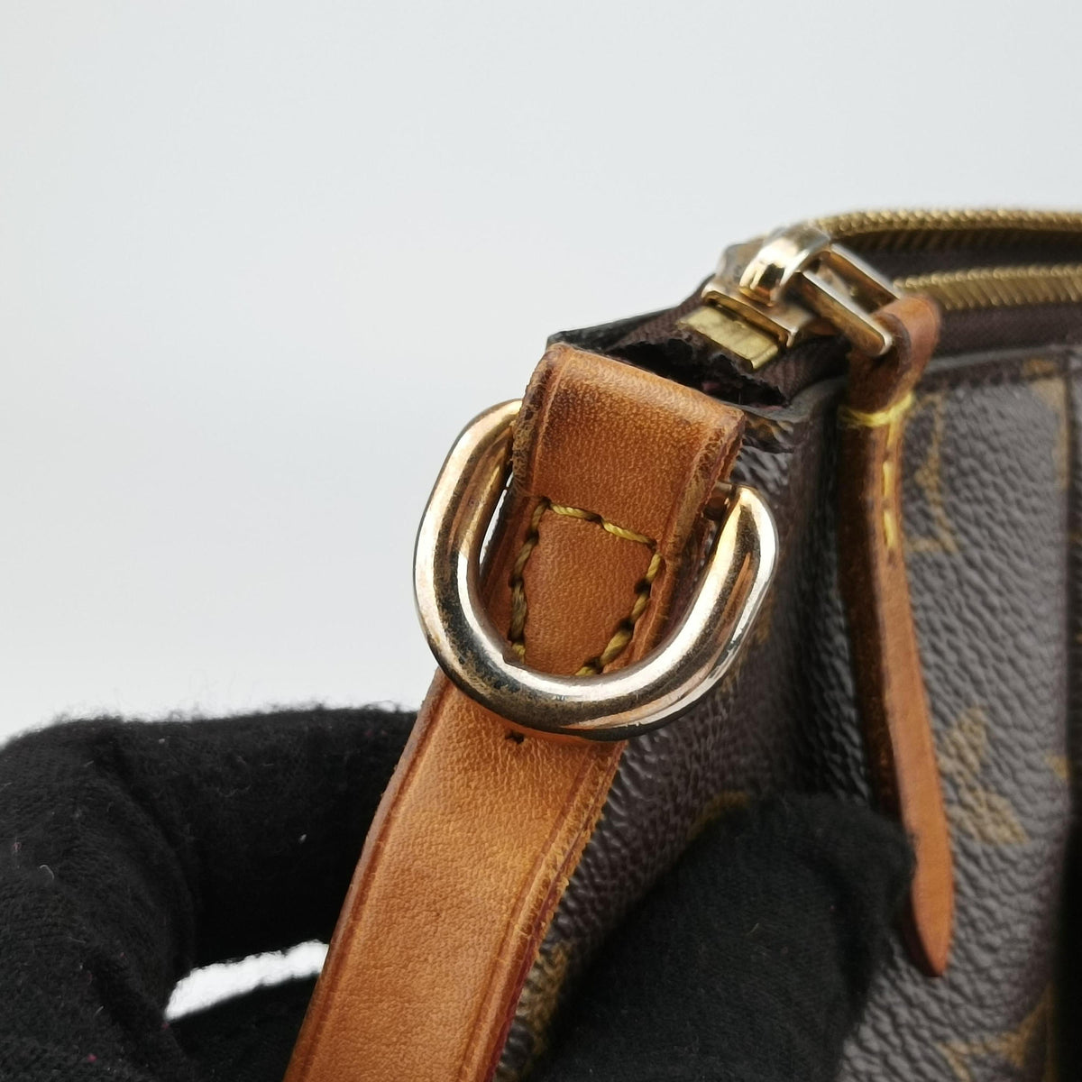 TURENNE PM Brown Monogram Canvas M48813 AH1135テュレン PM モノグラム/ブラウン モノグラムキャンバス M48813 AH1135