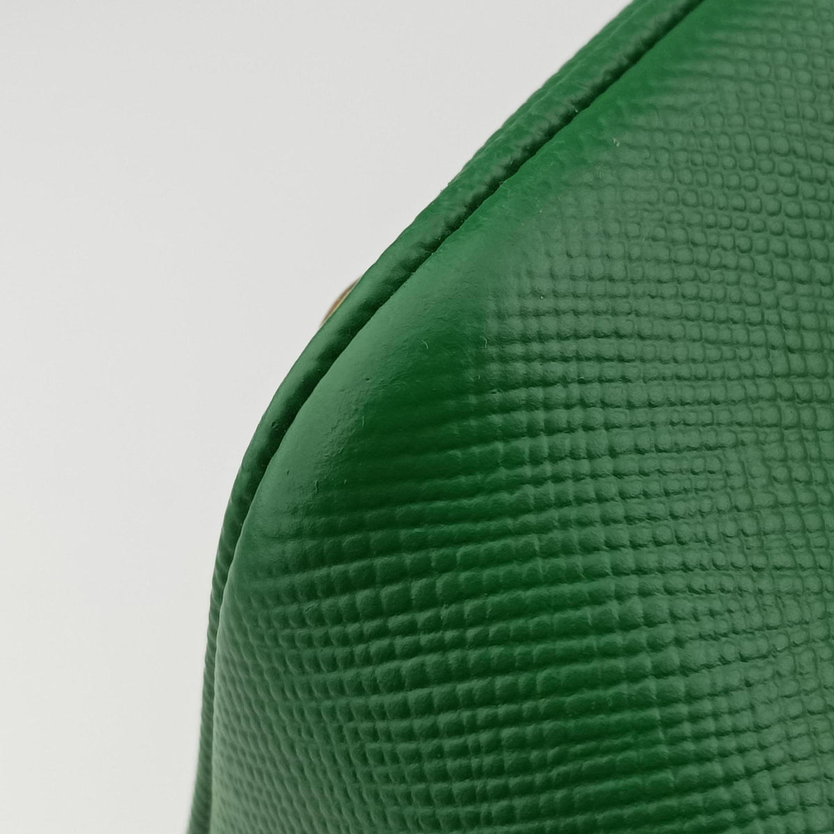 Vintage Prada Double Cuir Green SAFFIANO Leather B2756T handbag | stylenewstar