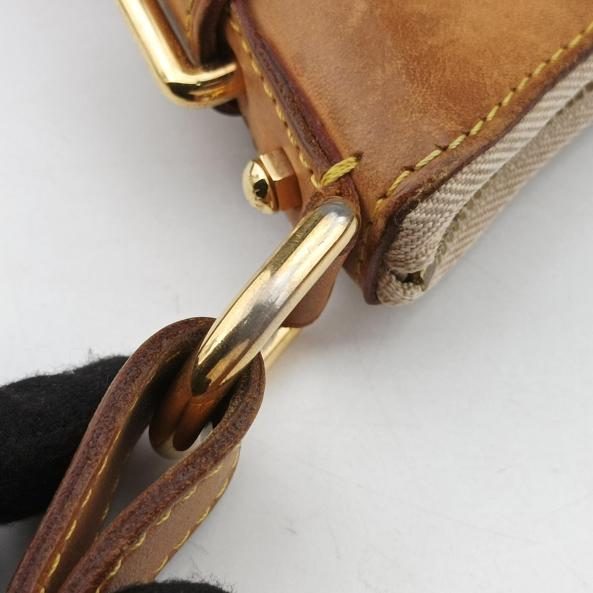 Secondhand Louis Vuitton GRETA Noir Monogram Multicolor M40196 shoulderbag | stylenewstar