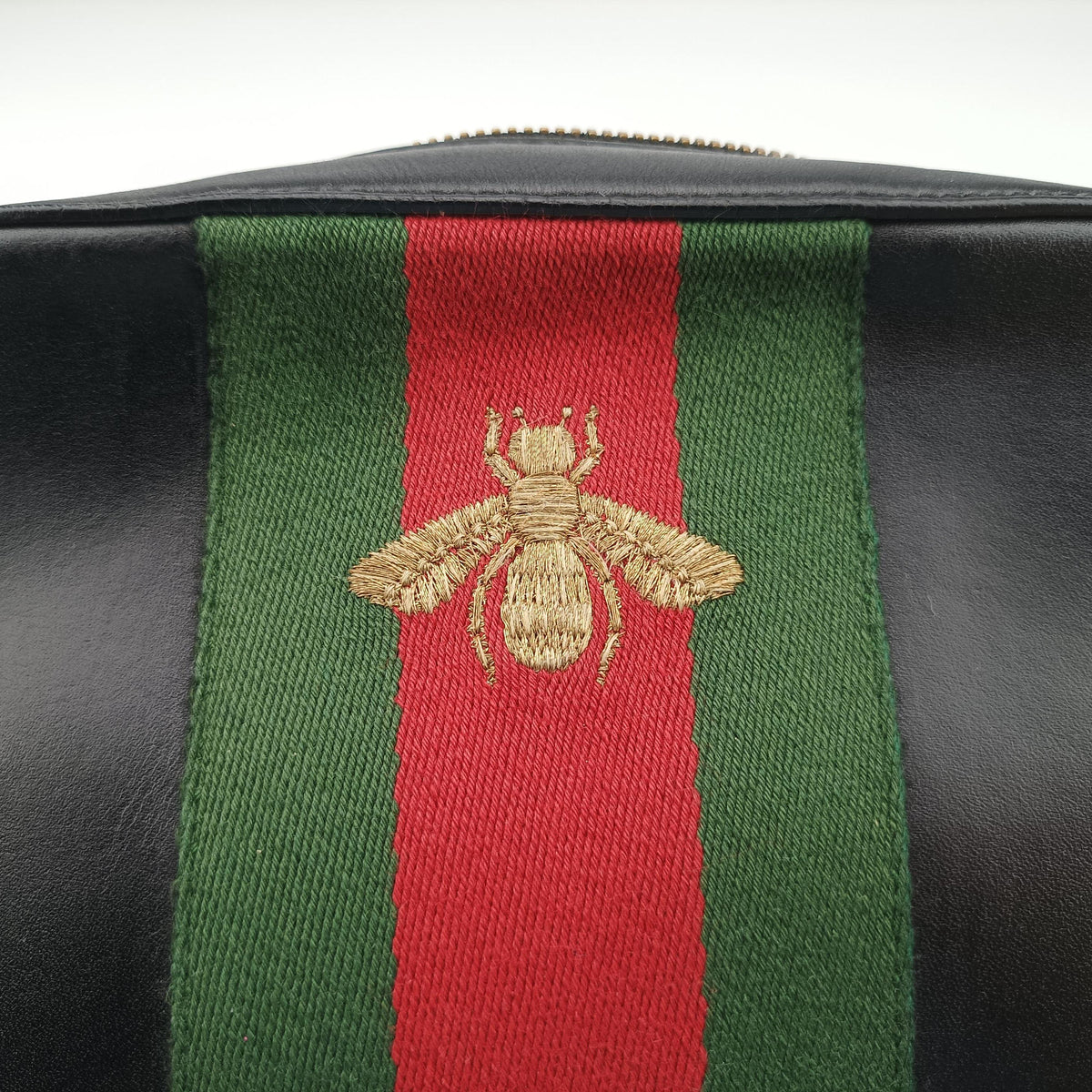 Pre-owned Gucci Bee Web Black Leather 412008 shoulderbag | stylenewstar