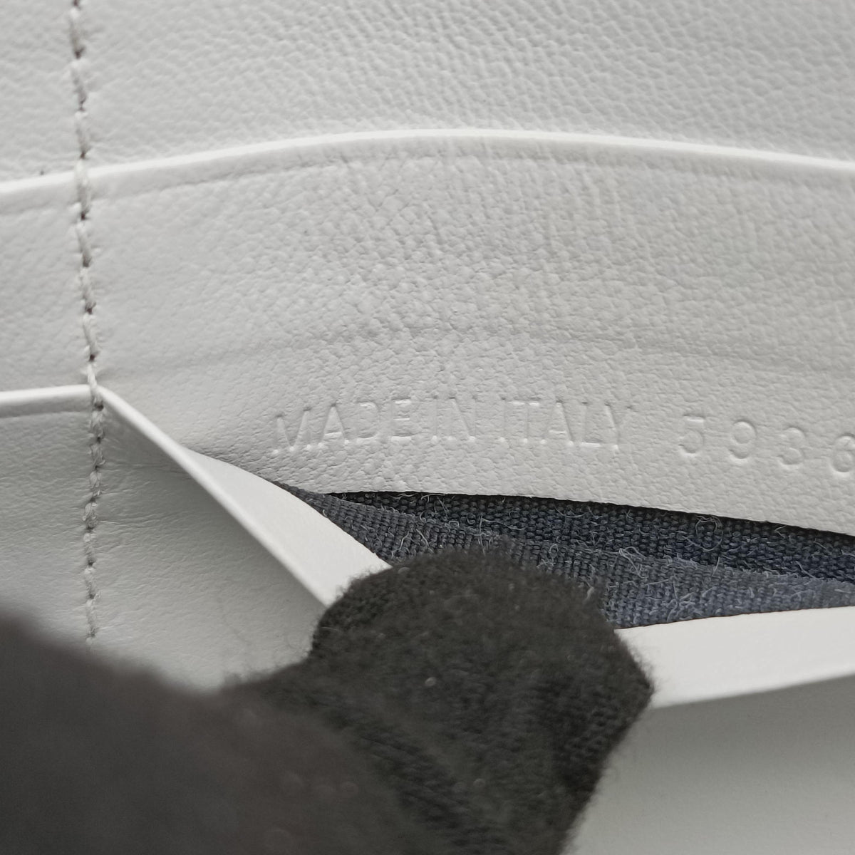 B.Logo White Leather 593615.9000.U.568148B.ロゴ ホワイト レザー 593615.9000.U.568148