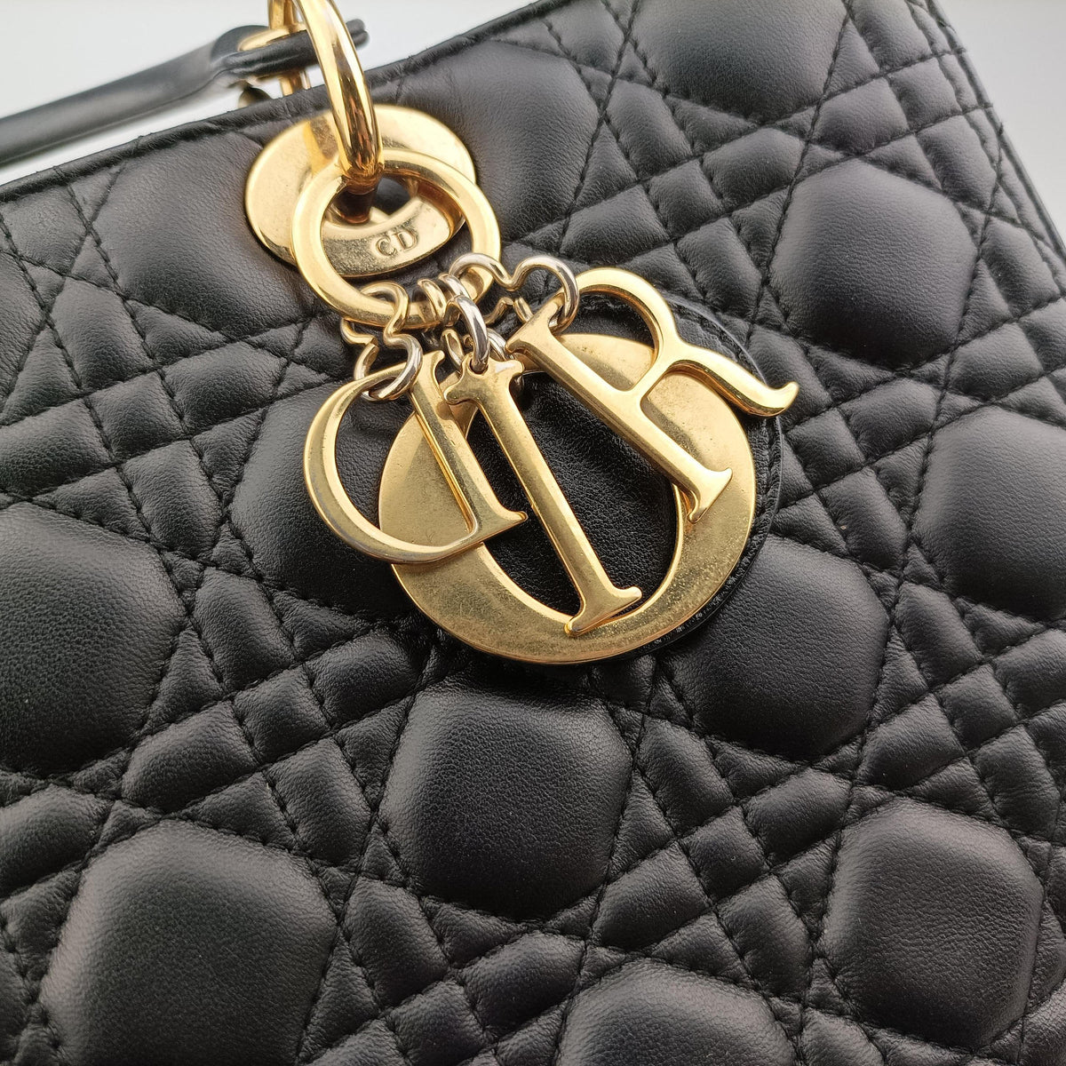 Secondhand Christian Dior Lady Dior Black lambskin  handbag | stylenewstar