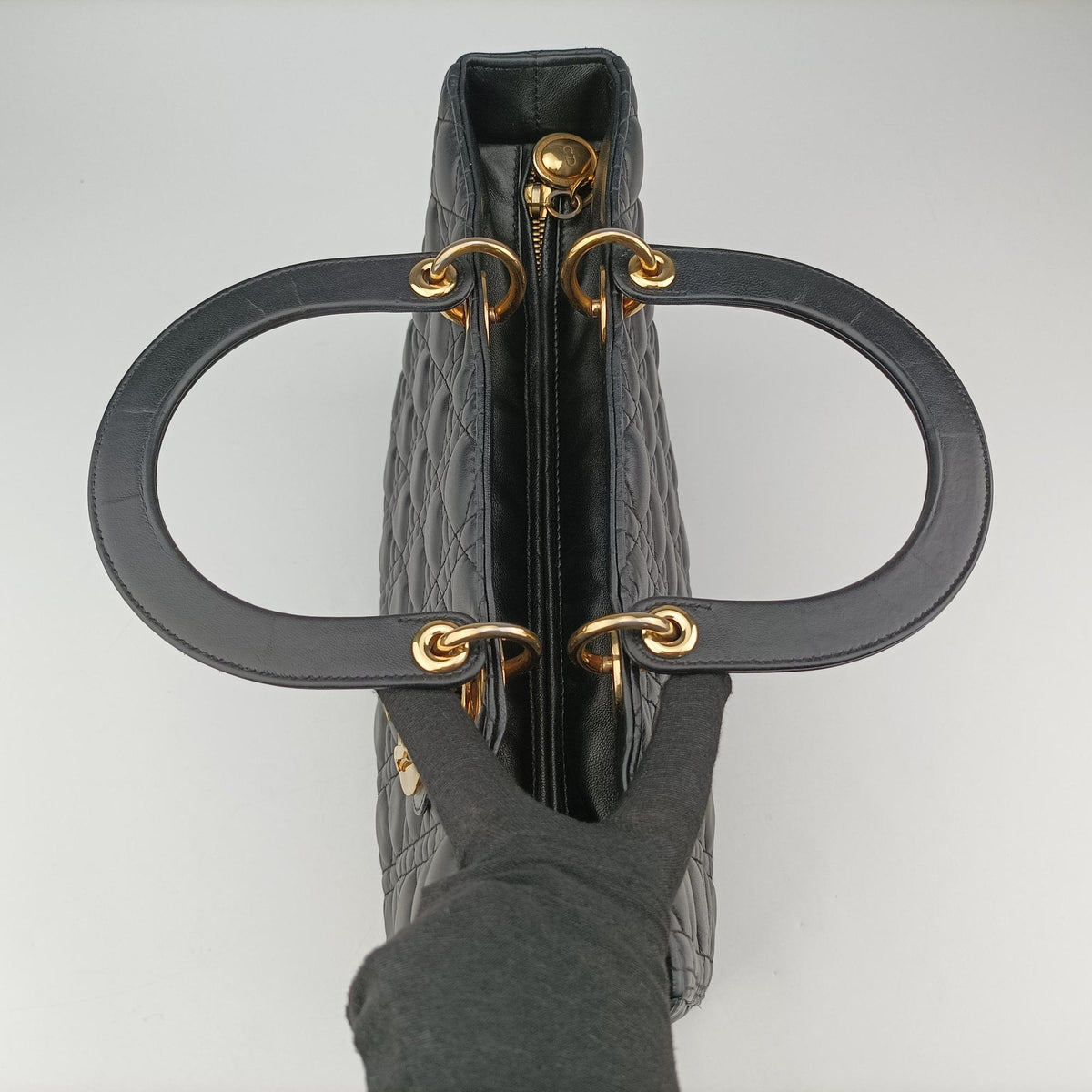 Secondhand Christian Dior Lady Dior Black lambskin  handbag | stylenewstar
