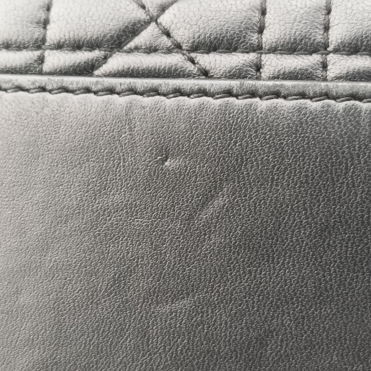 Secondhand Christian Dior Lady Dior Black lambskin  handbag | stylenewstar