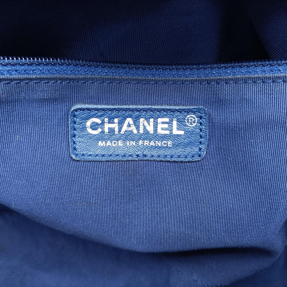 Pre-owned Chanel BOY CHANEL Blue leather A92193 shoulderbag | stylenewstar