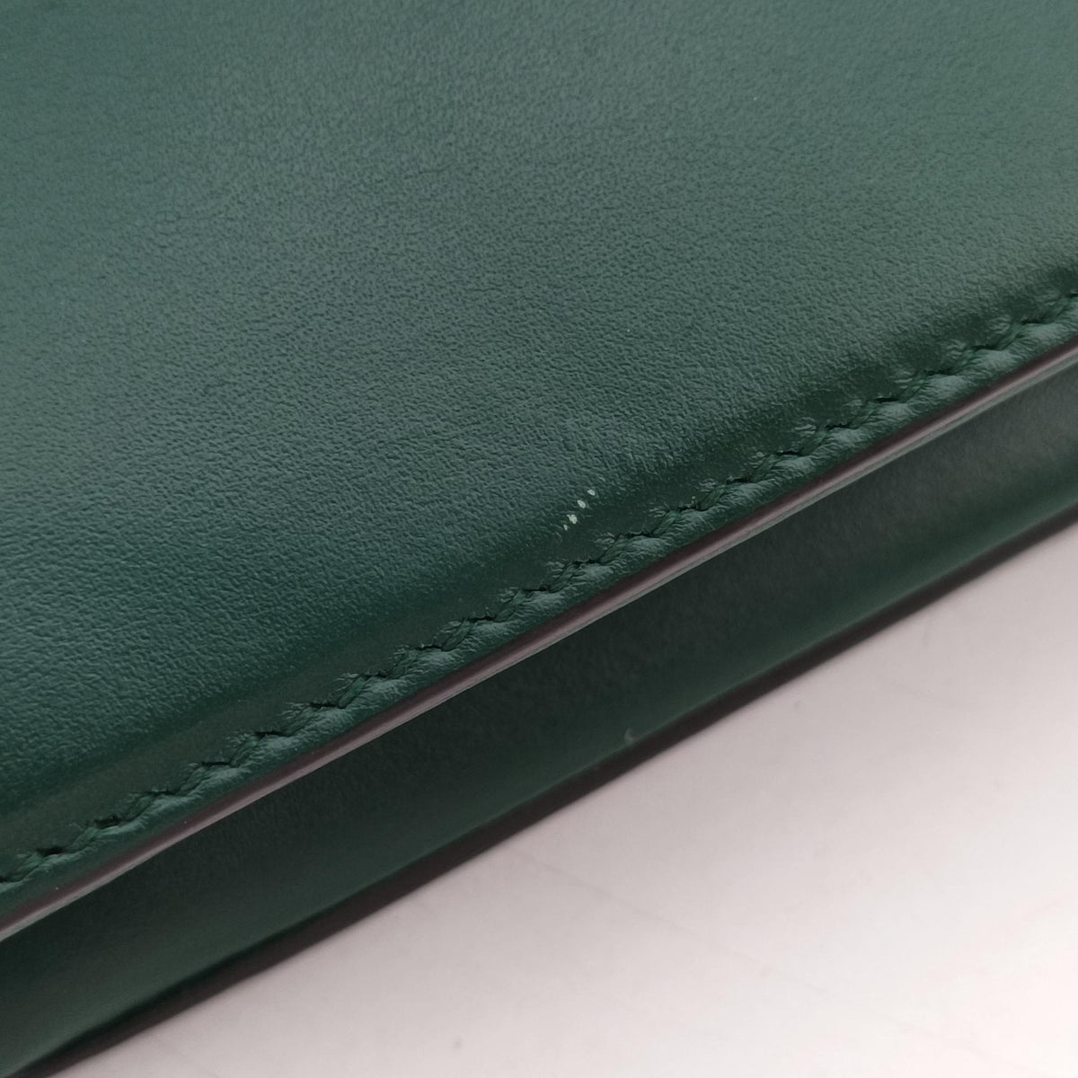 Pre-owned Gucci ZUMI Green Leather 576388 shoulderbag | stylenewstar
