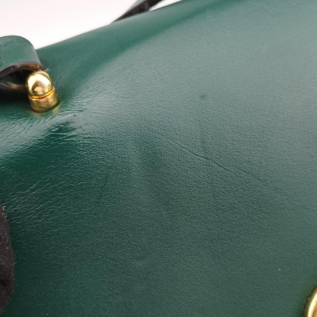 Pre-owned Gucci ZUMI Green Leather 576388 shoulderbag | stylenewstar