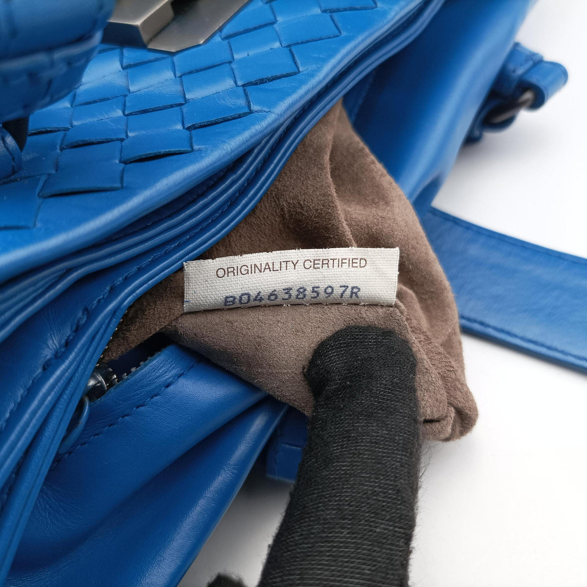 Roma Intrecciato Blue lambskin B04638597Rローマ イントレチャート ブルー ラムスキン B04638597R