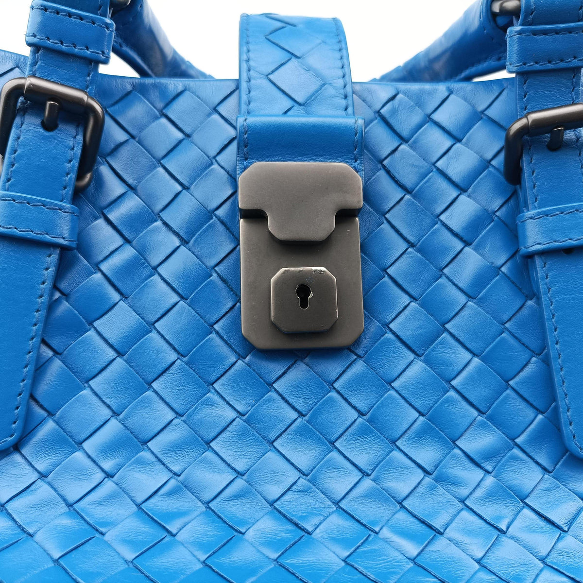 Roma Intrecciato Blue lambskin B04638597Rローマ イントレチャート ブルー ラムスキン B04638597R