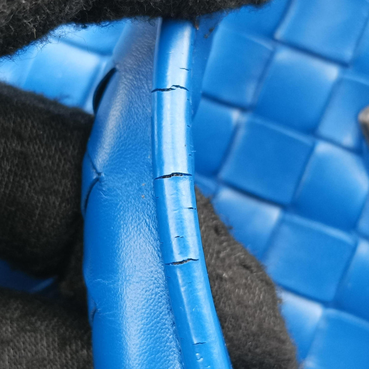 Roma Intrecciato Blue lambskin B04638597Rローマ イントレチャート ブルー ラムスキン B04638597R