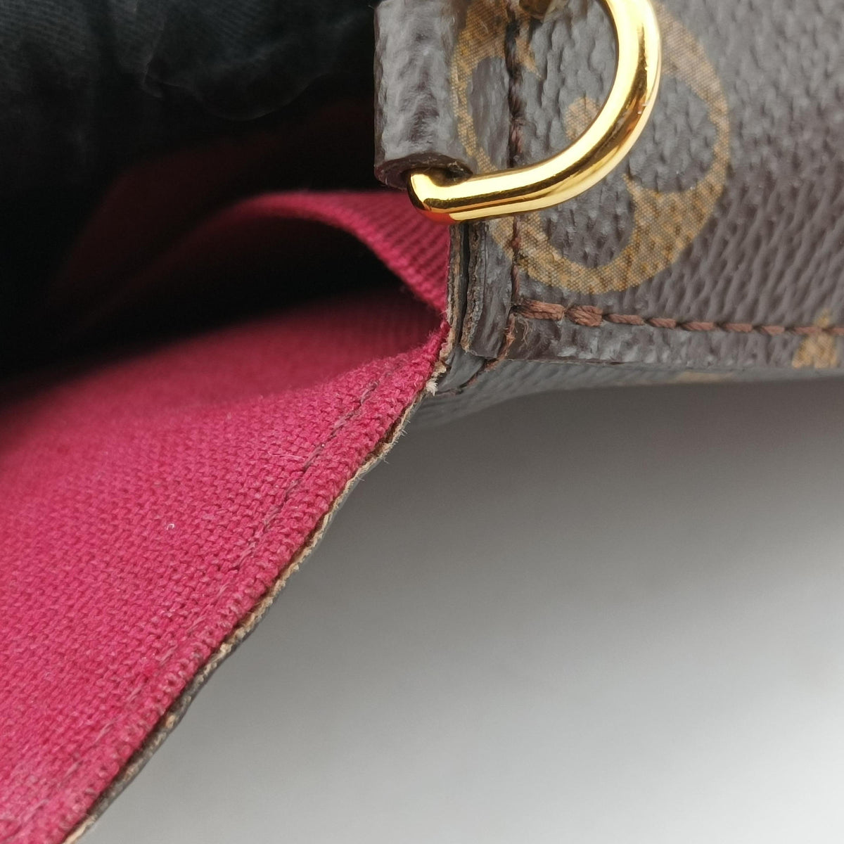 Secondhand Louis Vuitton Pochette Felicie Brown Monogram Canvas M61276 shoulderbag | stylenewstar