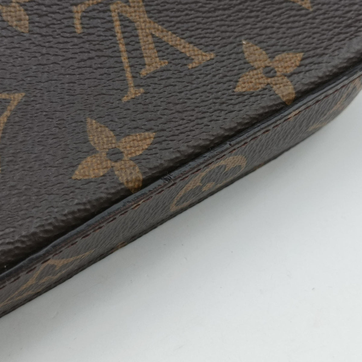 Secondhand Louis Vuitton Pochette Felicie Brown Monogram Canvas M61276 shoulderbag | stylenewstar