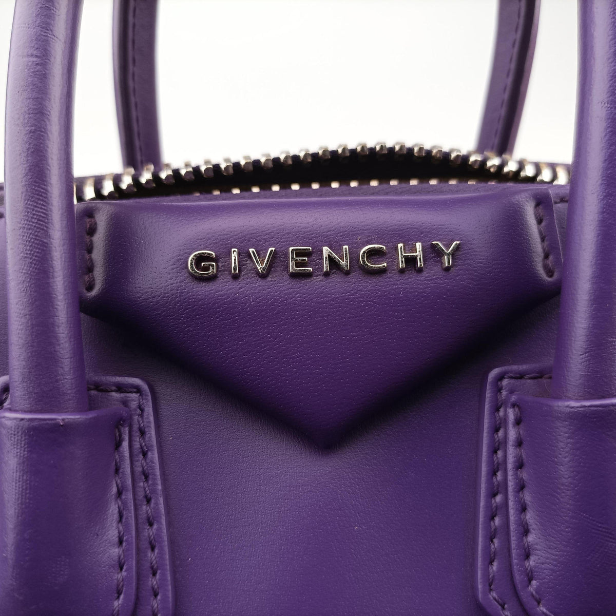 Antigona Purple Leather 3C0154アンティゴナ パープル レザー 3C0154