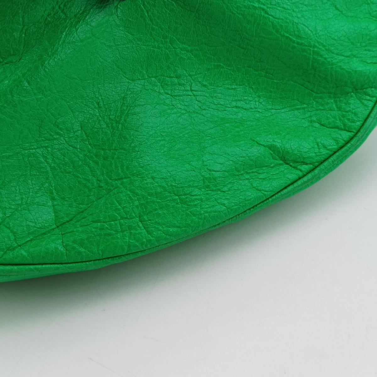 Pre-owned Balenciaga Le Cagole Green Leather  shoulderbag | stylenewstar