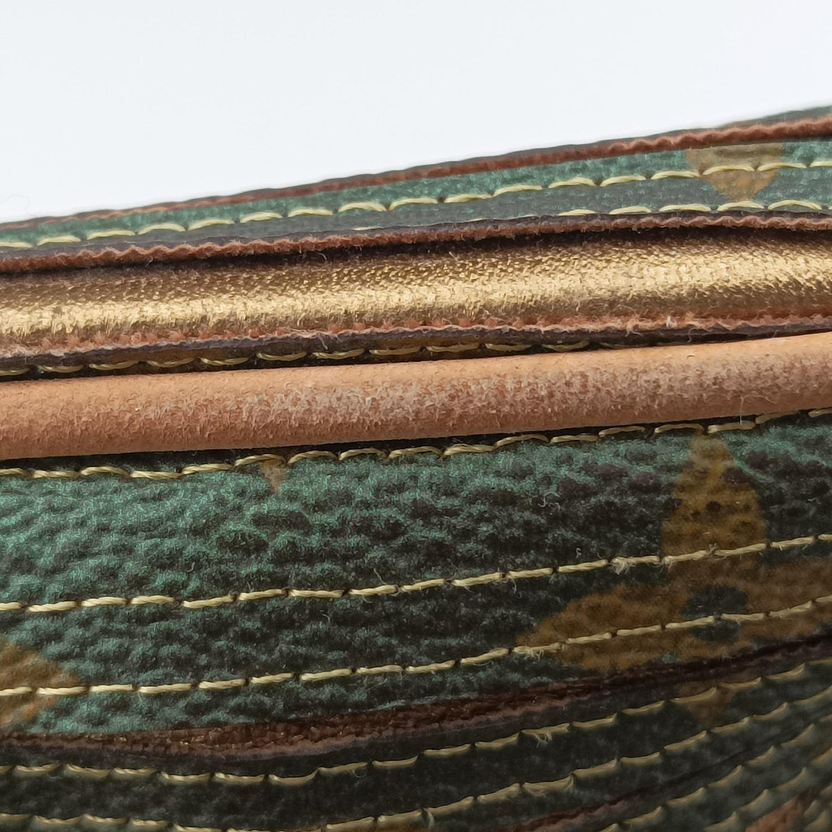 Secondhand Louis Vuitton Neo Khaki×Green Monogram Eden M40356 shoulderbag | stylenewstar