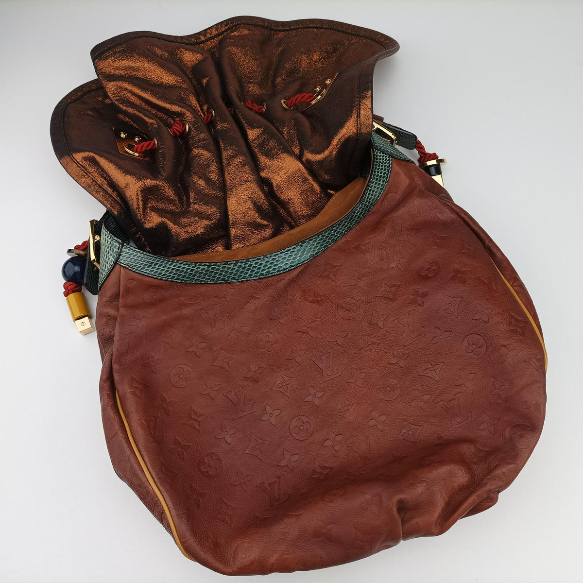 Secondhand Louis Vuitton Kalahari GM Brown Monogram Epice ×Python M97002 shoulderbag | stylenewstar