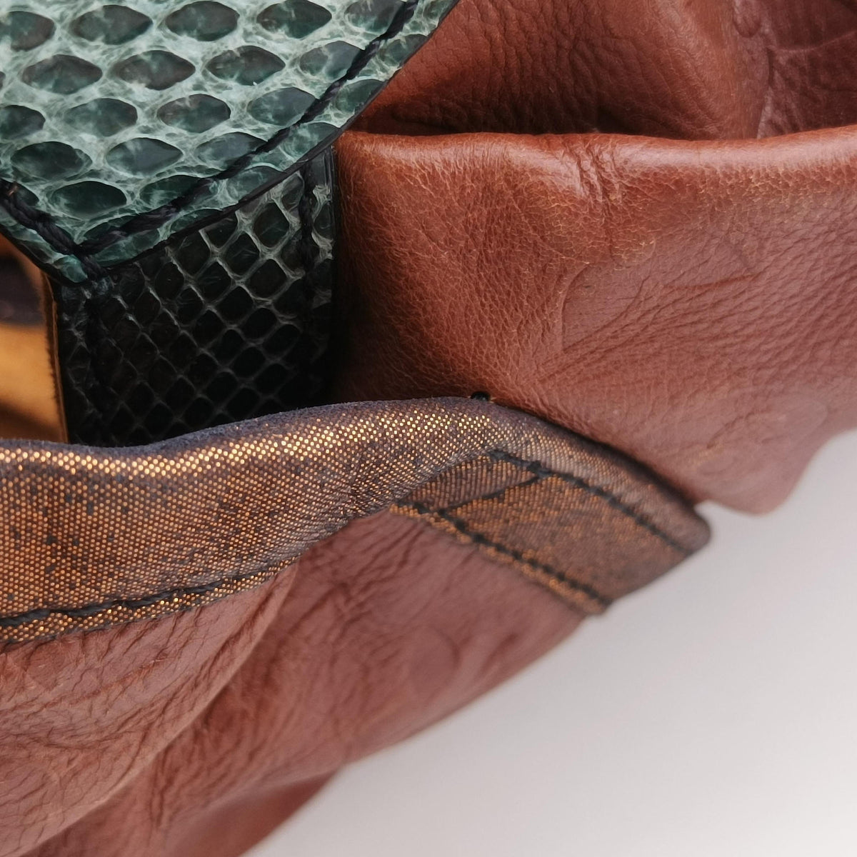 Secondhand Louis Vuitton Kalahari GM Brown Monogram Epice ×Python M97002 shoulderbag | stylenewstar